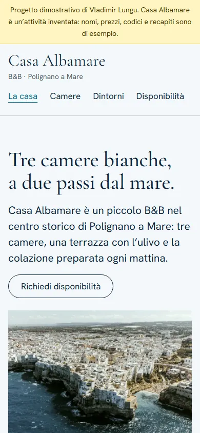 La home page di Casa Albamare vista dal telefono